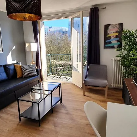 Gare Saint-laud - Proche Centre Ville Homestay
